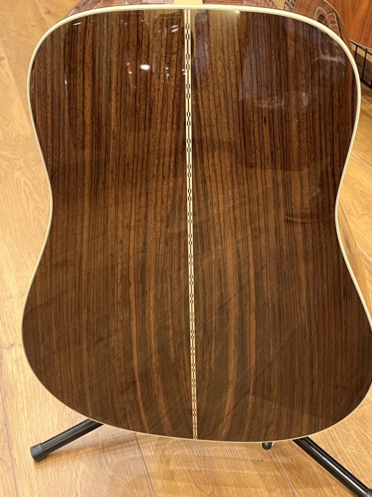【Martin】【アコースティックギター】2025年製モデル アコースティックギター Standard Series D-28 Natural - 画像 (4)