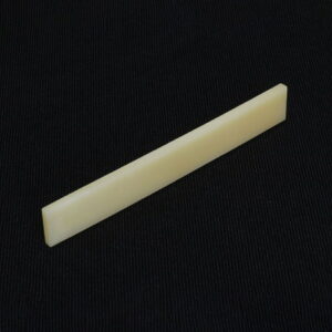【ゆうパケット・送料無料】【SCUD】【サドル】<br /> ビンテージボーン NTB25 (サドル材、90x12x2.5mm)