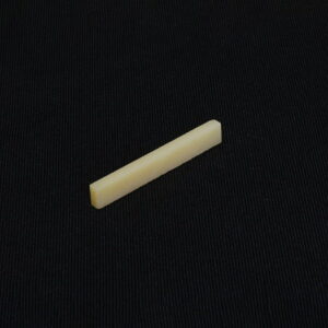 【SCUD】【ナット】<br />ビンテージボーン NTVBF (ナット材、48x7x3.3mm、フェンダータイプ)